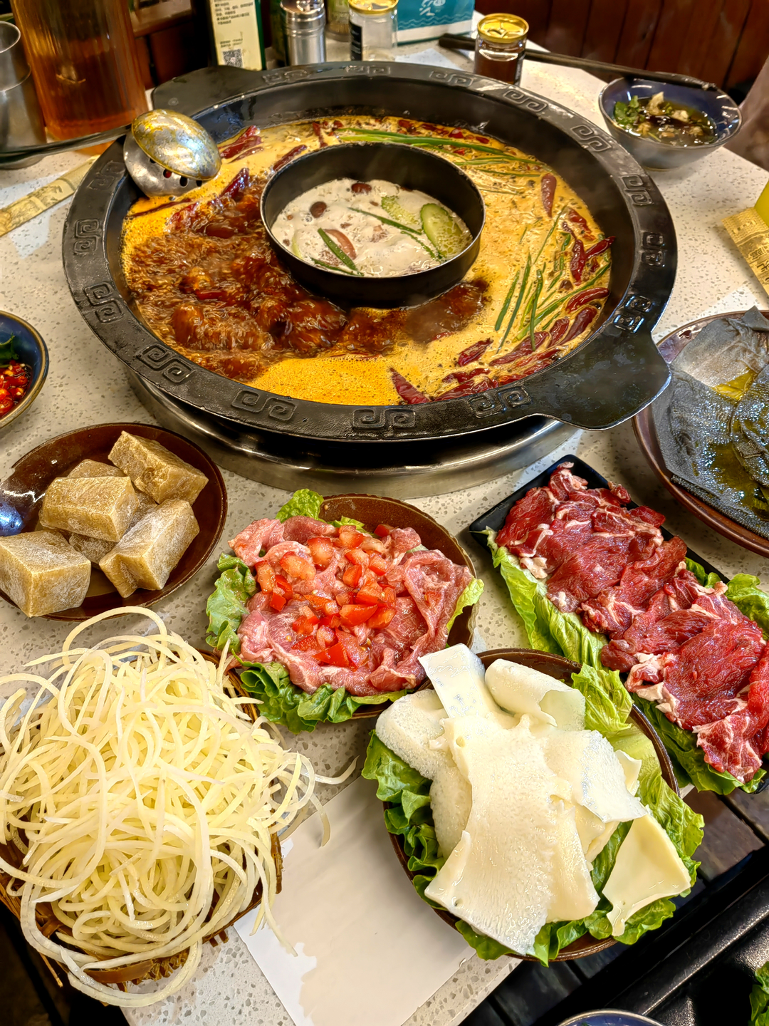 The historical and cultural development of Sichuan cuisine_The fresh and spicy characteristics of Sichuan cuisine_Yu-flavored Sichuan cuisine