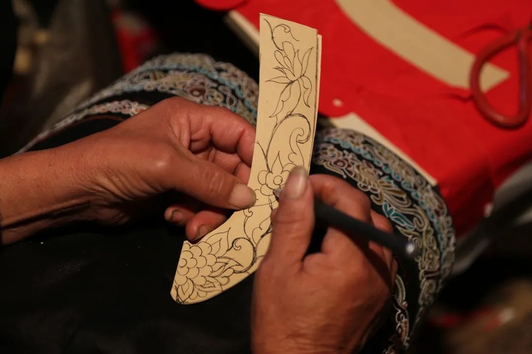 Chinese intangible cultural heritage_Folk art paper-cutting_Paper-cutting art