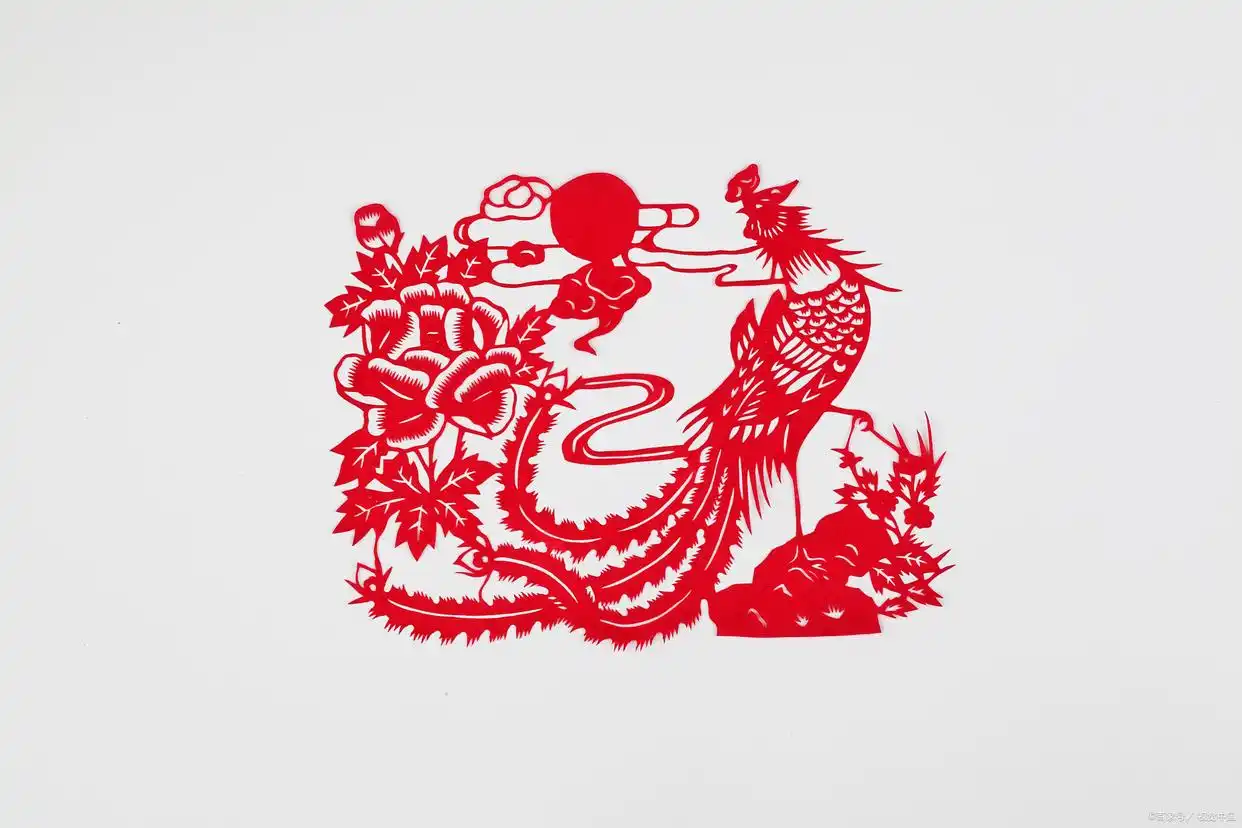 Paper-cutting art historical origins_Paper-cutting types, regions and techniques_Folk art paper-cutting