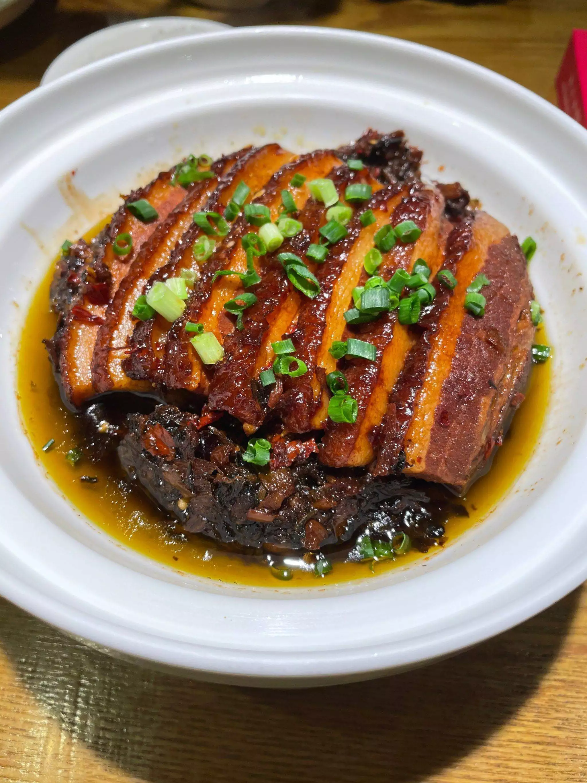 How to braised pork with plums and vegetables_How to braised pork with plums and vegetables_Traditional Cantonese braised pork with plums and vegetables