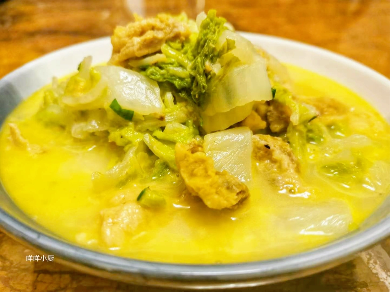 Recipe of stir-fried twice-cooked pork with cabbage_Twice-cooked pork with cabbage_Home-style recipe of Chinese cabbage