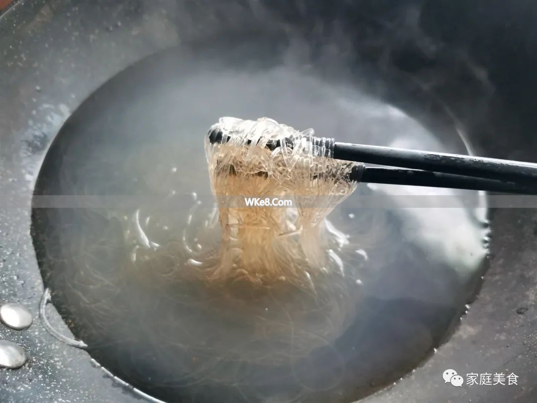 How to make mung bean vermicelli in cold sauce_How to soak vermicelli in cold dish_How to make vermicelli in cold dish