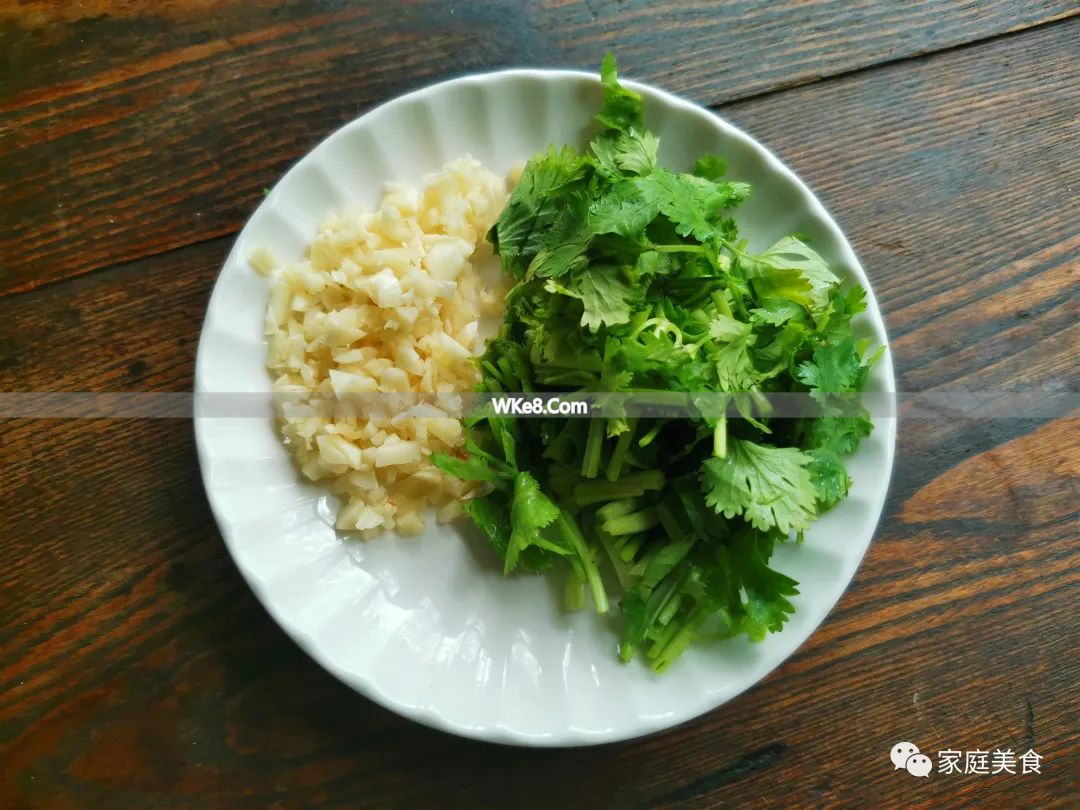 How to make cold mung bean vermicelli_How to make vermicelli with cold dish_How to soak mung bean vermicelli